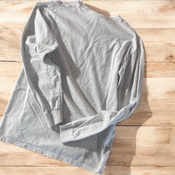 Gildan Gray Long Sleeve Tee with Heart Design #346 - Picture 2 of 3